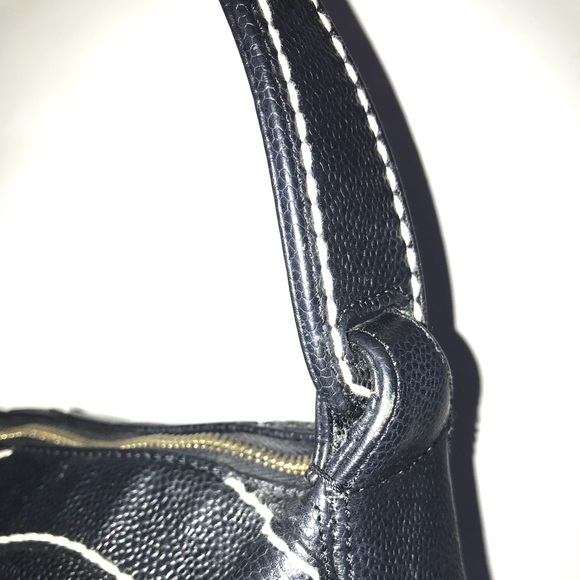 ๐โจ CELEBRITY โจ๐ RARE CC WILD stitch CHANEL ZIPPER BAG - Picture 8 of 16